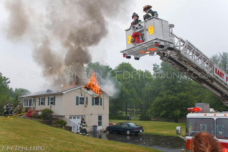 EFFD Fire on Zerner FF made quick (knock down) work of 2 working fires on Memorial  Day Fires