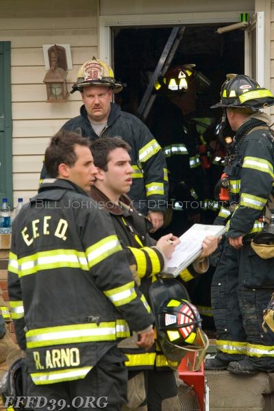 EFFD Fire on Zerner FF made quick (knock down) work of 2 working fires on Memorial  Day Fires