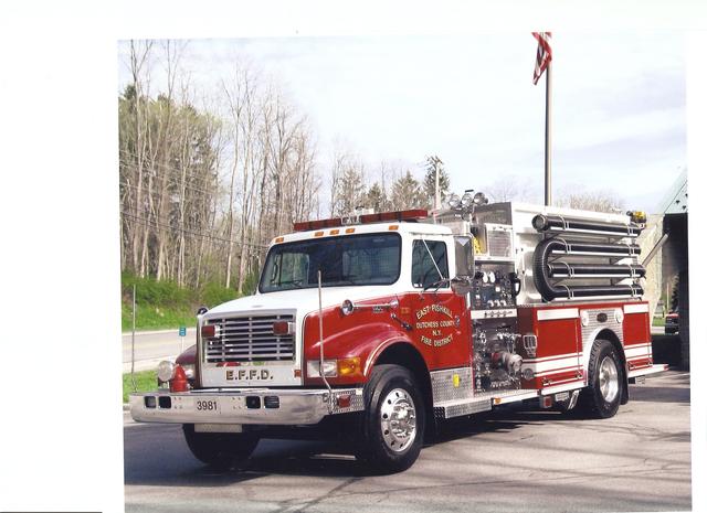 Hose Truck 3981 - 2000 International, 2000gpm, 500 Gallons, 5000' of 5&quot; Supply Hose